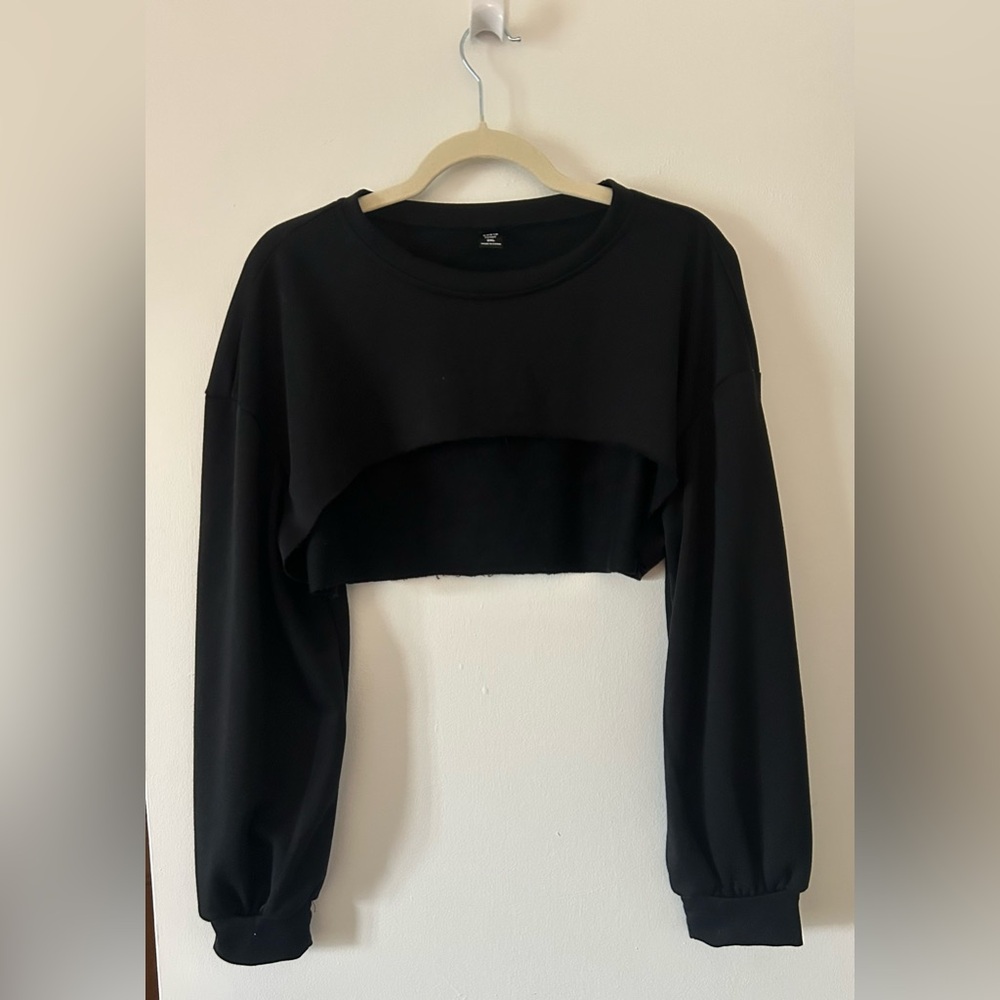 SHEIN Black Cropped Long-Sleeve Sweater Shrug - Raw Hem